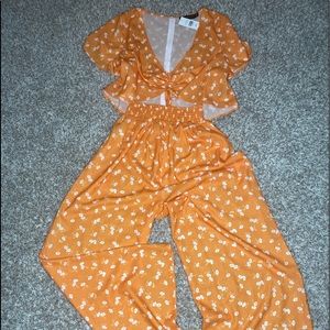 NEW! Orange 2PC FLOWY PANTS SET.